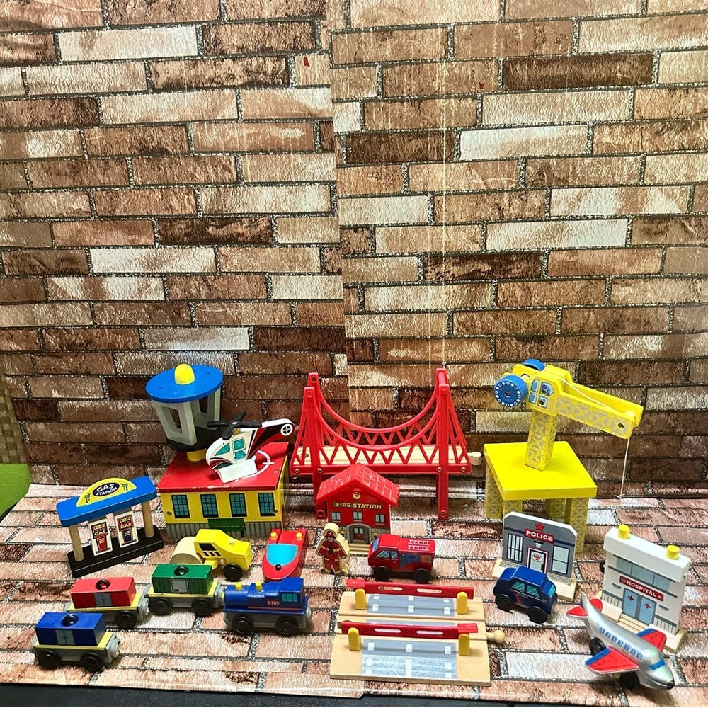 Thomas & Friends Colorful Wooden Toy Set